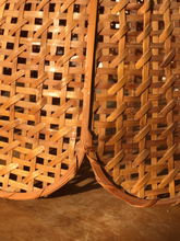 Load image into Gallery viewer, Rattan Scallop Pendant Light Shade