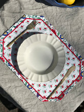 Load image into Gallery viewer, Vintage Printed Placemats