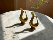Load image into Gallery viewer, Vintage Brass Pitcher