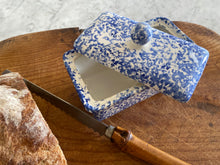 Load image into Gallery viewer, Spongeware Butter Dish
