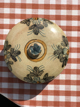 Load image into Gallery viewer, Vintage Butter Dish
