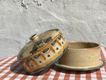 Load image into Gallery viewer, Vintage Butter Dish
