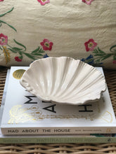 Load image into Gallery viewer, Ceramic Pale Pink Shell Dish
