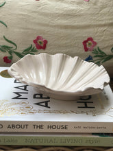 Load image into Gallery viewer, Ceramic Pale Pink Shell Dish
