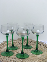 Load image into Gallery viewer, Cocktail Glasses - set of 5
