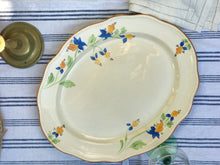 Load image into Gallery viewer, Scalloped Oval Platter
