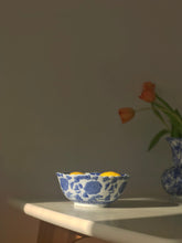 Load image into Gallery viewer, Blue &amp; White Scalloped Bowl
