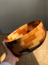 Load image into Gallery viewer, Deep Chequered bowl

