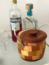 Load image into Gallery viewer, Vintage Chequer Ice Bucket
