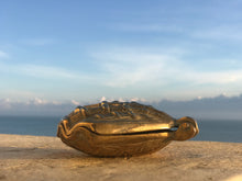 Load image into Gallery viewer, Brass Clam Trinket
