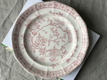 Load image into Gallery viewer, Vintage Red &amp; White Plate

