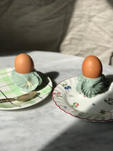 Load image into Gallery viewer, Seashell Eggcups

